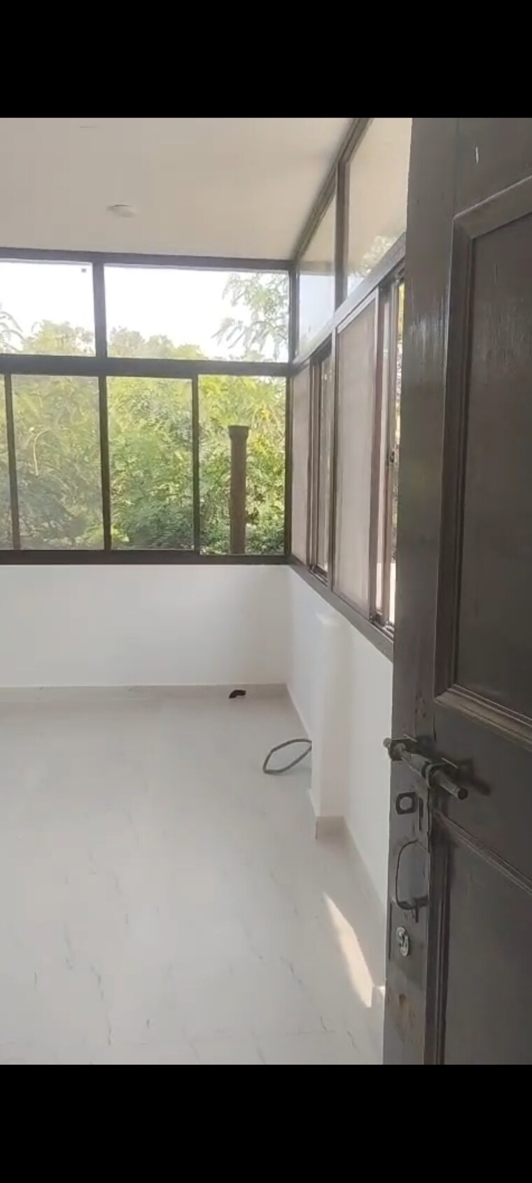 Balcony, sector 45 2 Bedroom 263 Sq.Yd. Builder Floor In Sector 45 Gurgaon 10740202