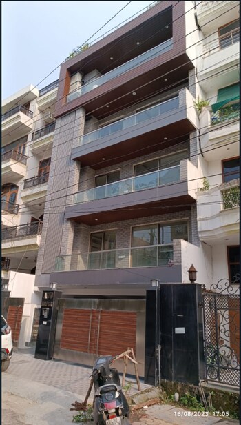 3 BHK Builder Floor for Sale in Greater Kailash Part 3, Delhi