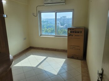 Signature Global Orchard Avenue