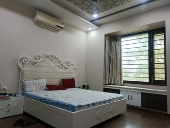 Studio Flat for Sale in Raja Park, Jaipur
