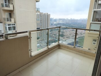 Gaur City 2 - 14th Avenue