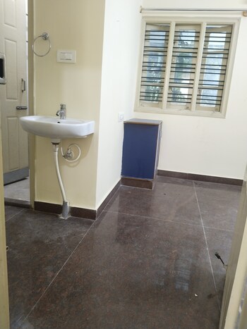 1 BHK Builder Floor for Rent in Jp Nagar Phase 8, Bangalore
