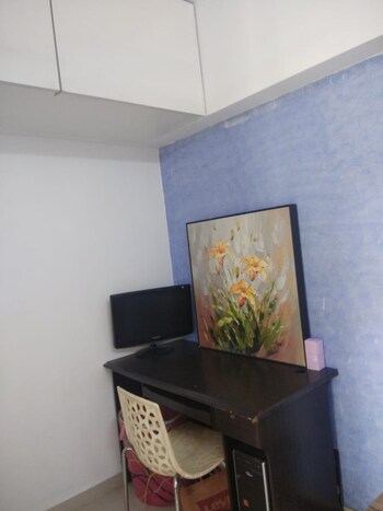 3 BHK Flat for Sale in Veera Desai Road, Mumbai