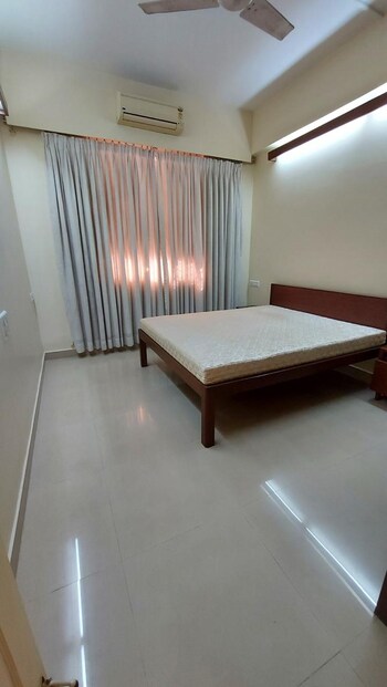 1 BHK Flat for Rent in Shivaji Park, Mumbai