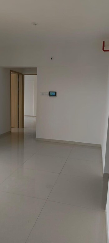 Kohinoor Courtyard One