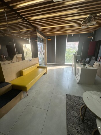 Office Space for Rent in Sindhubhavan, Ahmedabad