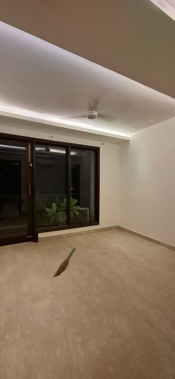 3 BHK Builder Floor for Rent in Kalkaji, Delhi