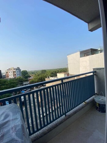 2 BHK Builder Floor for Rent in Chattarpur, Delhi