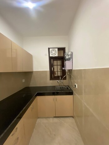 1 BHK Builder Floor for Rent in Saket, Delhi