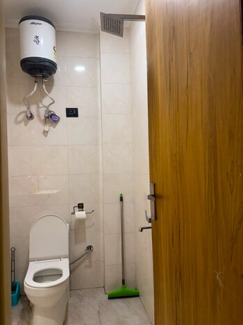 1 BHK House for Rent in Saket, Delhi