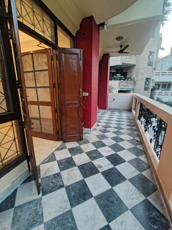 3 BHK Builder Floor for Rent in Malviya Nagar, Delhi