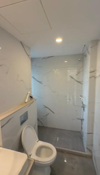 3 BHK Flat for Rent in Andheri West, Mumbai