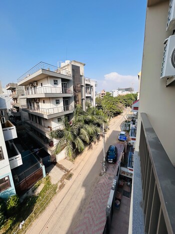 1 BHK Builder Floor for Rent in Sector 38, Gurgaon