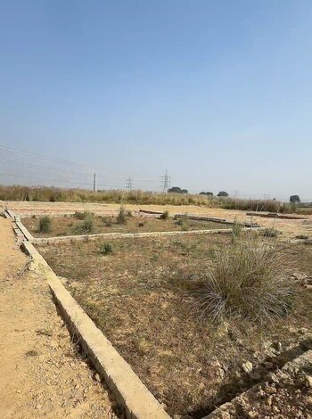 Plot for Sale in Jhalwa, Allahabad