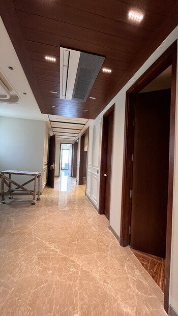 4 BHK Builder Floor for Sale in Kailash Colony, Delhi