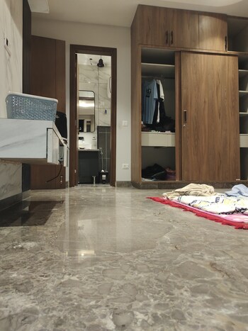 3 BHK Builder Floor for Rent in East Of Kailash, Delhi