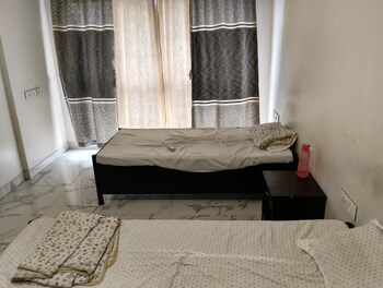 Ashish Swapnalok Towers
