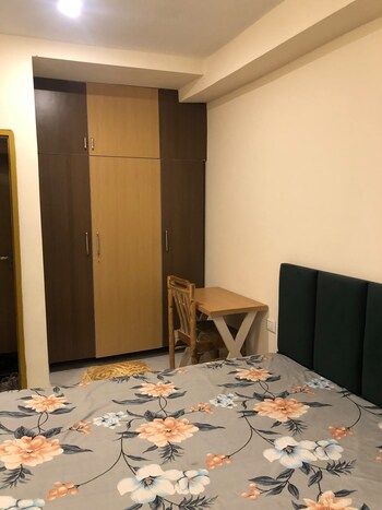 1 RK Builder Floor for Rent in Sushant Lok I, Gurgaon