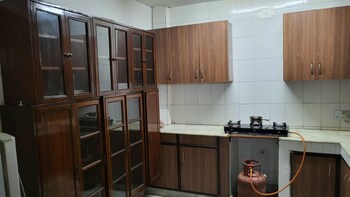 2 BHK Builder Floor for Rent in Greater Kailash I, Delhi