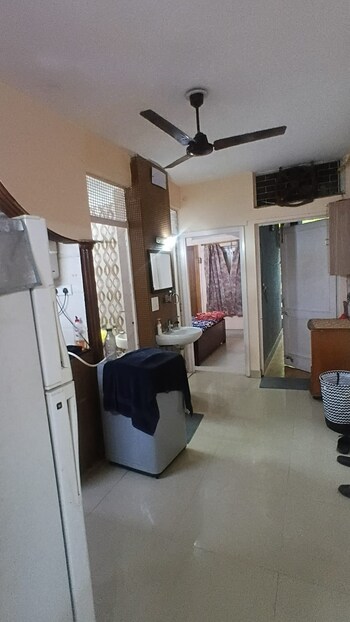 2 BHK Builder Floor for Rent in Lajpat Nagar, Delhi