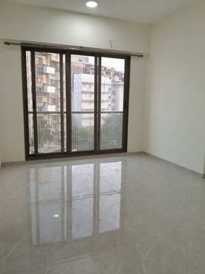 Room in 2 BHK Apartment at Sati Darshan Apartment, Malad West – for Rent