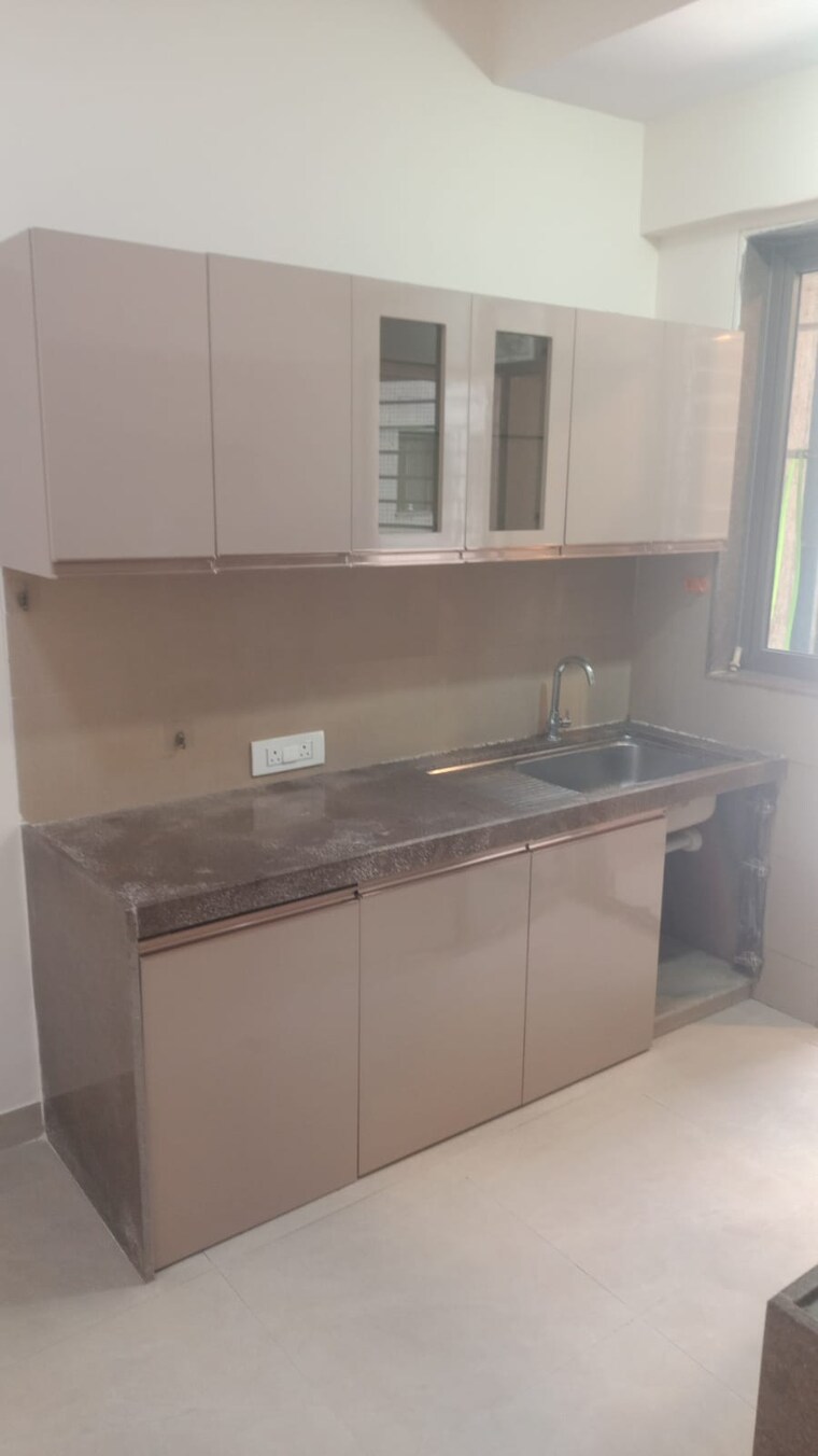 Kitchen, bhimjyani-verraton 2.5 Bedroom 800 Sq.Ft. Apartment In Manpada Thane 10747117