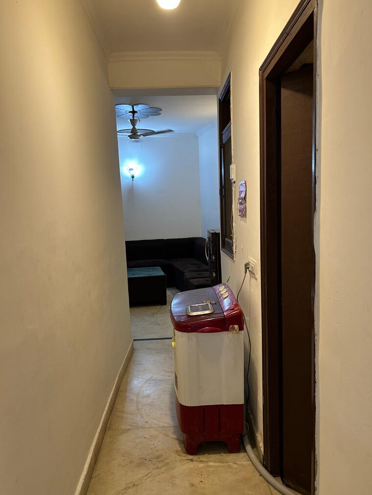 undefined, freedom fighters enclave 1 Bedroom 650 Sq.Ft. Builder Floor In Freedom Fighters Enclave Delhi 10748933