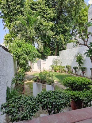 2 BHK Apartment – Exterior View View at RWA Apartments, Sector 31 - for Rent