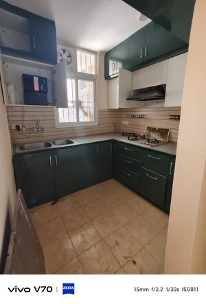 Kitchen in 3 BHK Villa at Amrapali Ivory Heights, Amrapali Dream Valley – for Rent