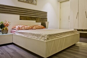 Bedroom in 4 BHK Apartment at Vesu – for Rent