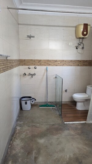 Bathroom in 1 BHK Apartment at Omaxe NRI City Plots, Omega Ii Greater Noida – for Rent
