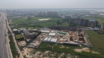 Whiteland Urban Resort