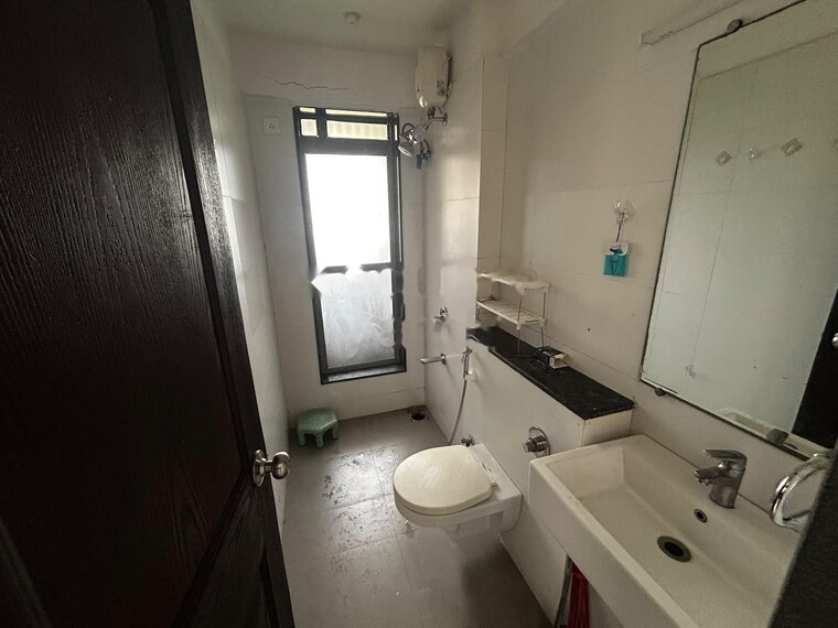 Bathroom, paradise-lifespaces-sai-world-city 2 Bedroom 1000 Sq.Ft. Apartment In New Panvel Navi Mumbai 10749773