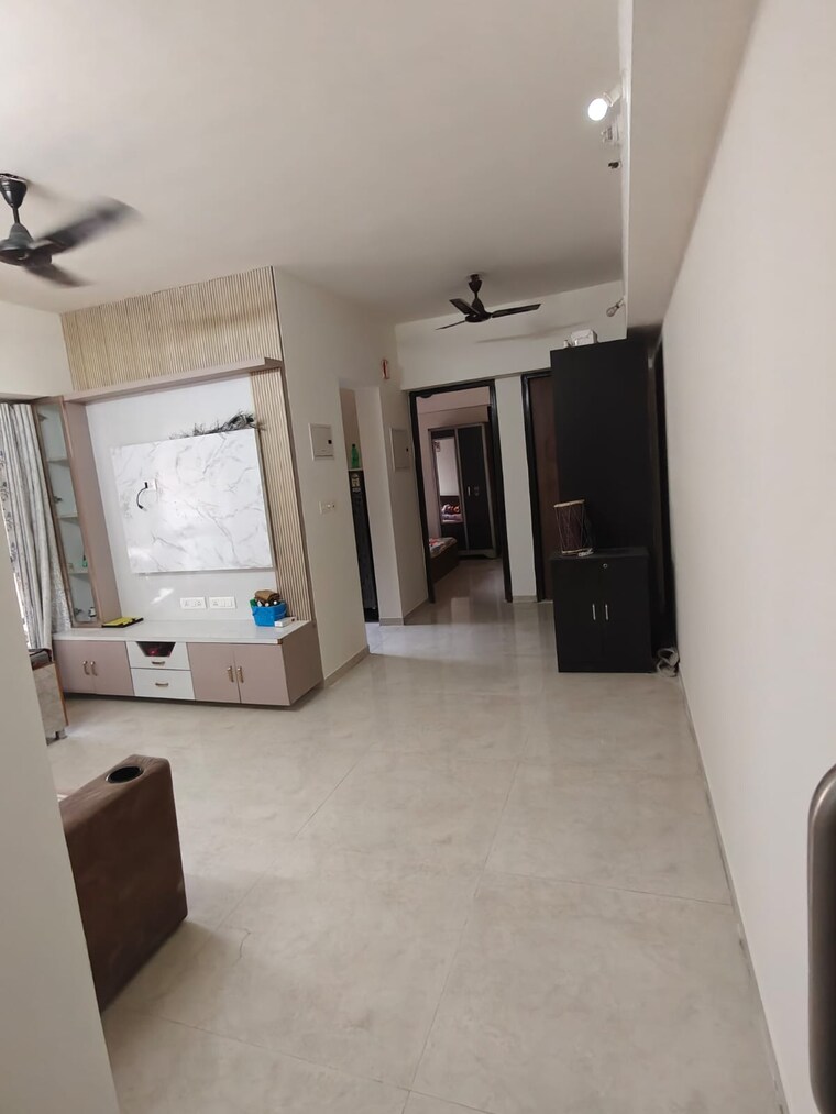 Living Room, lodha-amara 5 Bedroom 1500 Sq.Ft. Apartment In Kolshet Road Thane 10749784