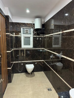Staircase in 2.5 BHK Builder Floor at Sector 65 – for Rent