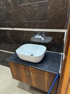 Bathroom in 2.5 BHK Builder Floor at Sector 65 – for Rent