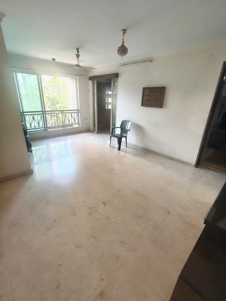 Room, hiranandani-meadows 1 Bedroom 700 Sq.Ft. Apartment In Manpada Thane 10749818