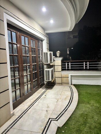3 BHK Builder Floor for Rent in Sector 45, Gurgaon