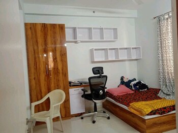 3 BHK Flat for Sale in Sultan Bagh, Hyderabad