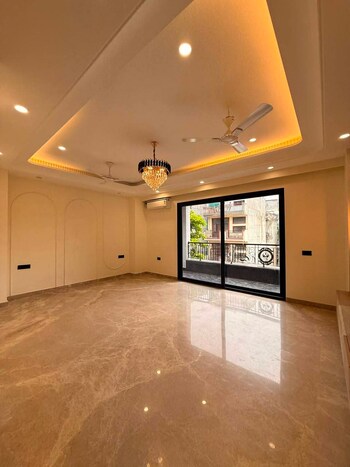 4 BHK Builder Floor for Rent in Pitampura, Delhi