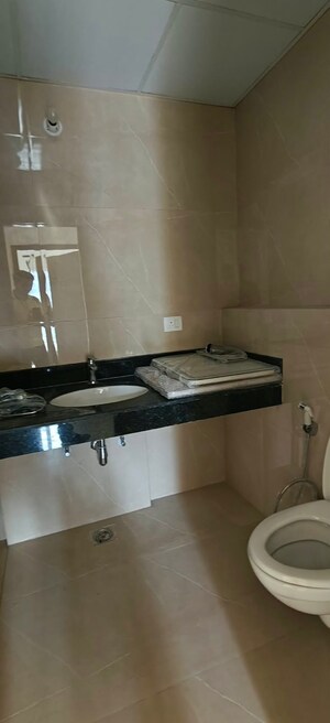 Bathroom in 3 BHK Apartment at Rishita Mulberry Heights, Sushant Golf City – for Sale