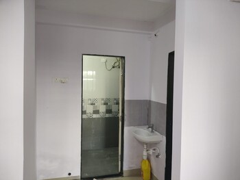 1 BHK Flat for Rent in Mahesh Nagar, Mumbai