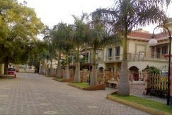 Mirchandani Tulip Villas