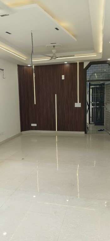 3 BHK Builder Floor for Rent in Safdarjung Enclave, Delhi