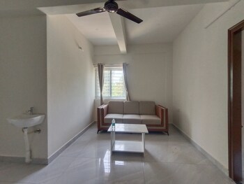 2 BHK Builder Floor for Rent in Harlur, Bangalore