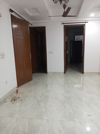 2 BHK Builder Floor for Rent in Chattarpur, Delhi