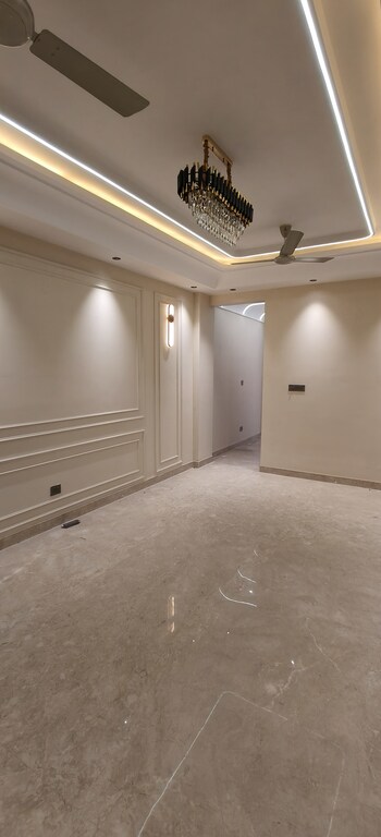 3 BHK Builder Floor for Sale in East Of Kailash, Delhi