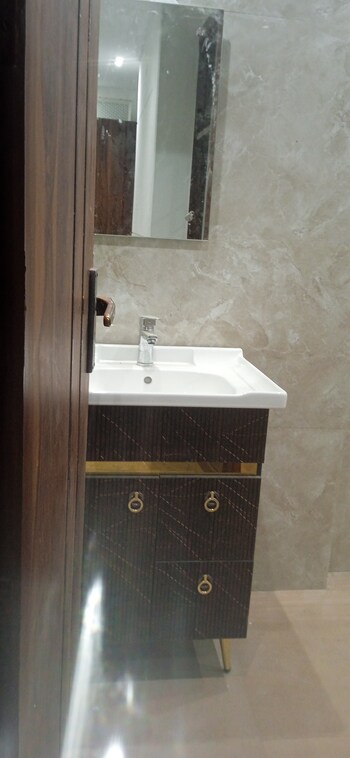 2 BHK Builder Floor for Rent in Dwarka, Delhi