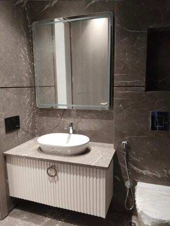 3 BHK Builder Floor for Sale in Kailash Hills, Delhi