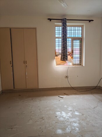 2 BHK Builder Floor for Rent in Sector 23a, Gurgaon